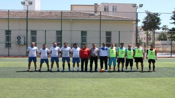 Öğretmenler ve Personeller Arası Futbol Turnuvası Başladı