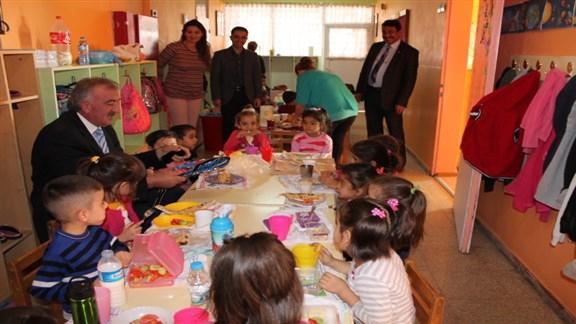 Müdürümüz Adem Şimşek İlçemiz Ahmet Şimşek İlkokulu/Ortaokulunu ziyarette bulundu.