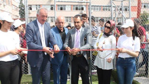 İlçemiz Atatürk Anadolu Lisesinde  4006 Tübitak Bilim Fuarı Açılışı Yapıldı.