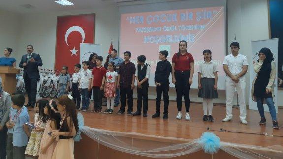 Her Çocuk Bir Şiir Yarışması Ödül Töreni Yapıldı