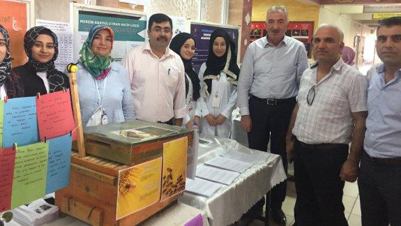  İlçemiz Mersin Anadolu İmam Hatip Lisesinde ´´ 4006 TÜBİTAK Bilim Fuarı ´´ Açılışı Yapıldı