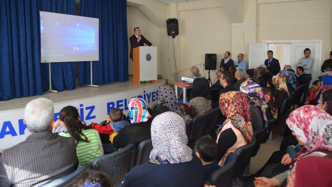 İlçemiz Mehmet Dağlı İmam Hatip Ortaokulu Tarafından Mesleki Eğitim Tanıtım Toplantısı Gerçekleştirildi